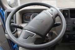 江铃 凯运升级版 中体 普通款 116马力 4.08米单排厢式轻卡(液刹)(JX5040XXYXGC2) 江铃 凯运升级版 中体 普通款 116马力 4.08米单排厢式轻卡(液刹)(JX5040XXYXGC2)