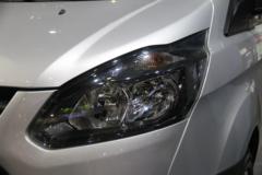 江铃汽车 新全顺 2017款 121马力 6座 中轴 2.0T柴油 中顶多功能商务车