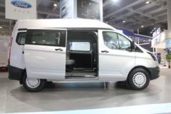 江铃汽车 新全顺 2017款 121马力 6座 中轴 2.0T柴油 中顶多功能商务车