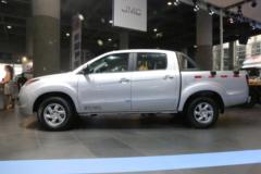 江铃 域虎 2016款 豪华版 2.4L汽油 两驱 双排皮卡