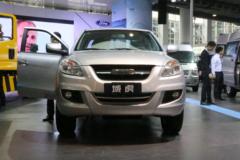 江铃 域虎 2016款 豪华版 2.4L汽油 两驱 双排皮卡