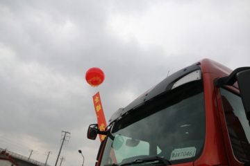 �й����� HOWO T5G�ؿ� 340���� 4X2ǣ����(ZZ4187N361GE1)ͼƬ