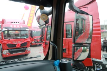 �й����� HOWO T5G�ؿ� 340���� 4X2ǣ����(ZZ4187N361GE1)ͼƬ