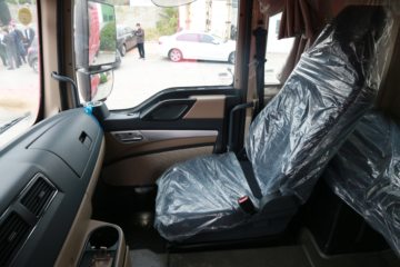 �й����� HOWO T5G�ؿ� 340���� 4X2ǣ����(ZZ4187N361GE1)ͼƬ