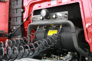 �й����� HOWO T5G�ؿ� 340���� 4X2ǣ����(ZZ4187N361GE1)ͼƬ