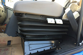 金陆(原属一汽柳特)&nbsp;载货车驾驶室                                               图片