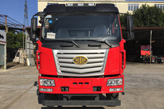 一汽柳特 金陆中卡 220马力 6X2 9.6米厢式载货车底盘(LZT5250XXYPK2E5L8T3A95)