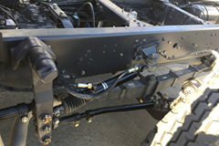 一汽柳特 金陆中卡 220马力 6X2 9.6米厢式载货车底盘(LZT5250XXYPK2E5L8T3A95)