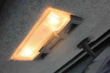 �������� ����M3�п� 180���� 4X2 6.8�ײ�դʽ�ػ�������(LZ1166M3ABT)ͼƬ