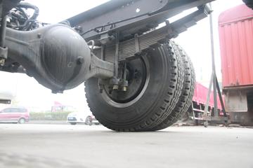 �������� ����M3�п� 180���� 4X2 6.8�ײ�դʽ�ػ�������(LZ1166M3ABT)ͼƬ