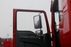 陕汽重卡 德龙L3000 185马力 4X2 6.75米排半载货车底盘(SX1168MG501Y)