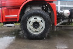 陕汽重卡 德龙L3000 185马力 4X2 6.75米排半载货车底盘(SX1168MG501Y)