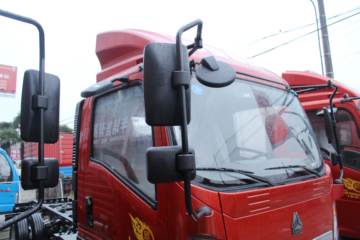 йHOWO  95 4.15׵ʽῨ(ZZ5047XXYF3315E145)ͼƬ