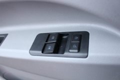 中国重汽HOWO 悍将 95马力 4.165米单排栏板轻卡(ZZ1047F3315E145)