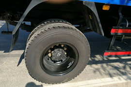 新鸿运&nbsp;自卸车底盘                                                图片