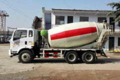 中国重汽 豪曼H3 160马力 6X4 7方混凝土搅拌车(ZZ5238GJBG47EB0)