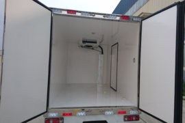 长安轻型车底盘&nbsp;冷藏车上装图片