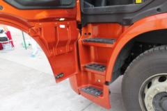 联合卡车 U380重卡 380马力 4X2 中置轴列车底盘(QCC5182ZKXD651Z)