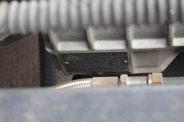 ���Ͽ��� U380�ؿ� 380���� 4X2 �������г�����(QCC5182ZKXD651Z)ͼƬ