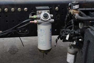 ���Ͽ��� U380�ؿ� 380���� 4X2 �������г�����(QCC5182ZKXD651Z)ͼƬ