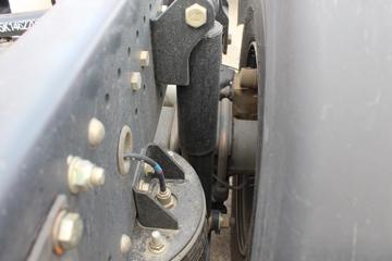 ���Ͽ��� U380�ؿ� 380���� 4X2 �������г�����(QCC5182ZKXD651Z)ͼƬ