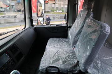 ���� ������D12�п� 190���� 4X2 9.85����ʽ�ػ�������(EQ5181XXYL9BDKAC)ͼƬ