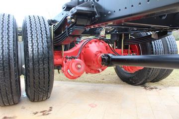 ���� ������D12�п� 190���� 4X2 9.85����ʽ�ػ�������ͼƬ
