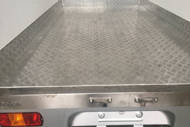 五菱荣光小卡 冷藏车底盘图片