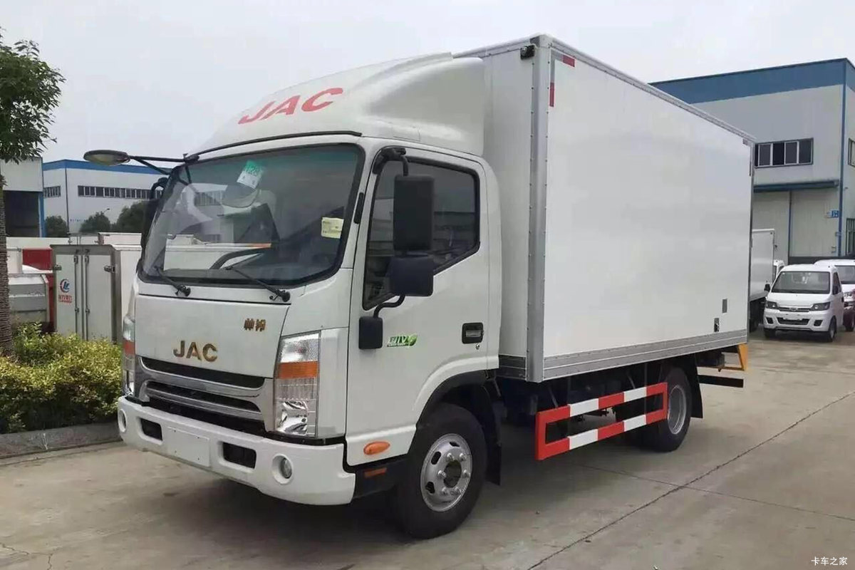 江淮 帅铃H330 150马力 4X2 4.015冷藏车