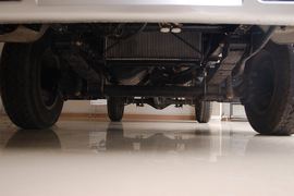 领骐&nbsp;载货车底盘                                                图片