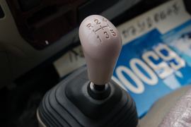 领骐&nbsp;载货车驾驶室                                               图片