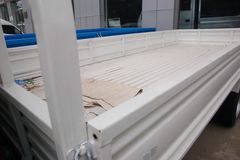 金杯领骐 103马力 4.3米单排栏板轻卡(窄体)