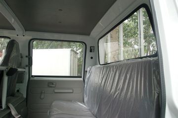 ���� ��ʮ��600P 130���� 3.2��˫�������ῨͼƬ