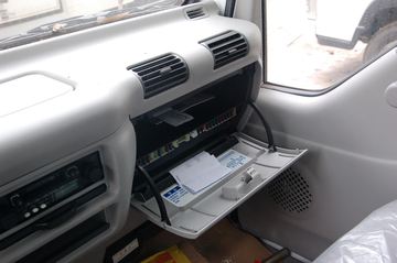 ���� ��ʮ��600P 130���� 3.2��˫�������ῨͼƬ