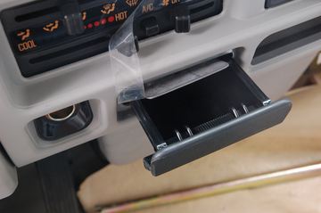 ���� ��ʮ��600P 130���� 3.2��˫�������ῨͼƬ