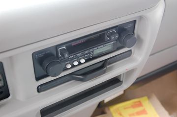 ���� ��ʮ��600P 130���� 3.2��˫�������ῨͼƬ