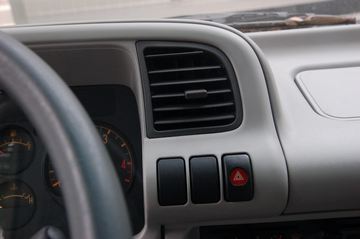 ���� ��ʮ��600P 130���� 3.2��˫�������ῨͼƬ