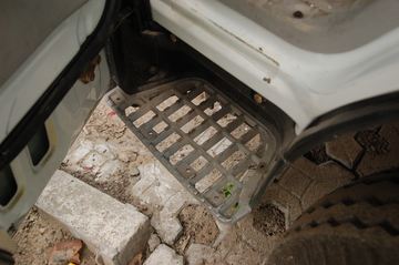 ���� ��ʮ��600P 130���� 3.2��˫�������ῨͼƬ