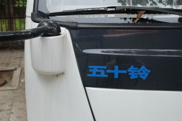 ���� ��ʮ��600P 130���� 3.2��˫�������ῨͼƬ