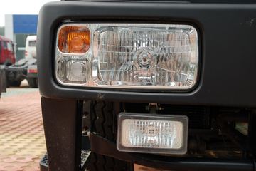 NG80&nbsp;牵引车外观                                                图片