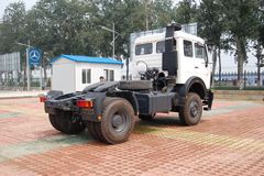 北奔 NG80重卡 300马力 4X2 牵引车(ND4187A38J)