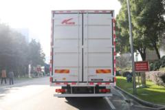 一汽解放 J6M 280马力 6X2R 9.5米厢式载货车(CA5250XXYP63K1L6T2E5)