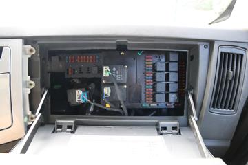 һ����� J6M 280���� 6X2R 9.5����ʽ�ػ���(CA5250XXYP63K1L6T2E5)ͼƬ