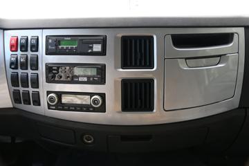 һ����� J6M 280���� 6X2R 9.5����ʽ�ػ���(CA5250XXYP63K1L6T2E5)ͼƬ