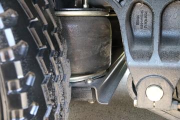 һ����� J6M 280���� 6X2R 9.5����ʽ�ػ���(CA5250XXYP63K1L6T2E5)ͼƬ