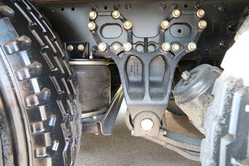 һ����� J6M 280���� 6X2R 9.5����ʽ�ػ���(CA5250XXYP63K1L6T2E5)ͼƬ