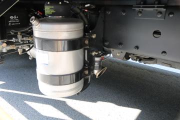 һ����� J6M 280���� 6X2R 9.5����ʽ�ػ���(CA5250XXYP63K1L6T2E5)ͼƬ