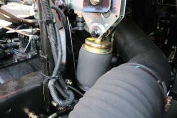 һ����� J6M�ؿ� 320���� 4X2ǣ����(CA4180P63K1A1E5)ͼƬ