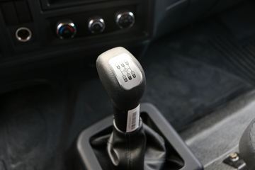 �й�����HOWO G5X�п� 210���� 6.75���Ű���ʽ�ػ���ͼƬ