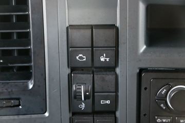 �й�����HOWO G5X�п� 210���� 6.75���Ű���ʽ�ػ���ͼƬ